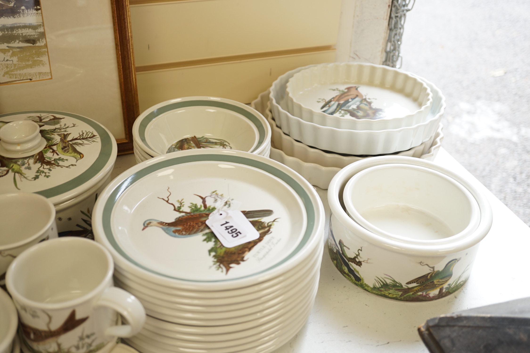 A Portmeirion suite of dinnerware, Birds of Britain